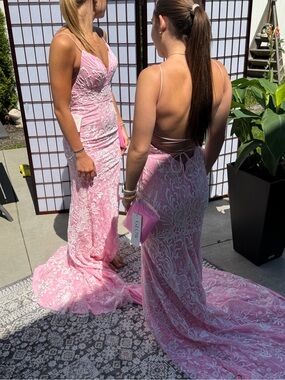 “GLOW” Pink Lace Prom Dress Size 2 – Beaded, Open Back, Train ✨ NWT